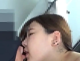 国产AV剧情 女朋友的姐姐失恋了 我用大屌满足空虚的她