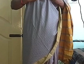 Desi indian tamil telugu kannada malayalam hindi horny horny white wife vanitha wearing old colour saree showing big boobs and shaved pussy press hard boobs press nip rubbing pussy masturbation