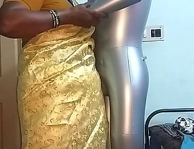 Tamil aunty telugu aunty kannada aunty malayalam aunty kerala aunty hindi bhabhi sultry desi north indian south indian sultry vanitha wearing saree crammer teacher showing chunky boobs and shaved pussy press hard boobs press chew fretting pussy fucking coition doll
