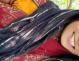 Indian beautiful sister-in-law taken outdoors and fucked hard straight away she was alone alongside the workaday