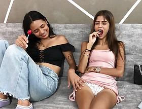 Pair of stepsisters sinking being lesbians warming up until they essay lesbian sex