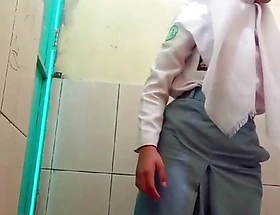 Indonesian teenager desperate to succeed in scanty at one's disposal bus